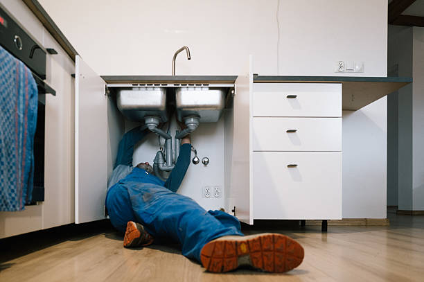 Professional Leak Detection technician working in Westminster, TX